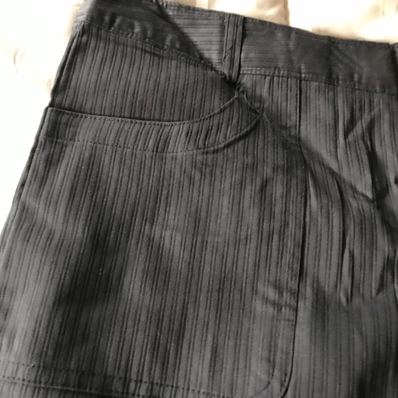 Capris - Picture 2 of 4